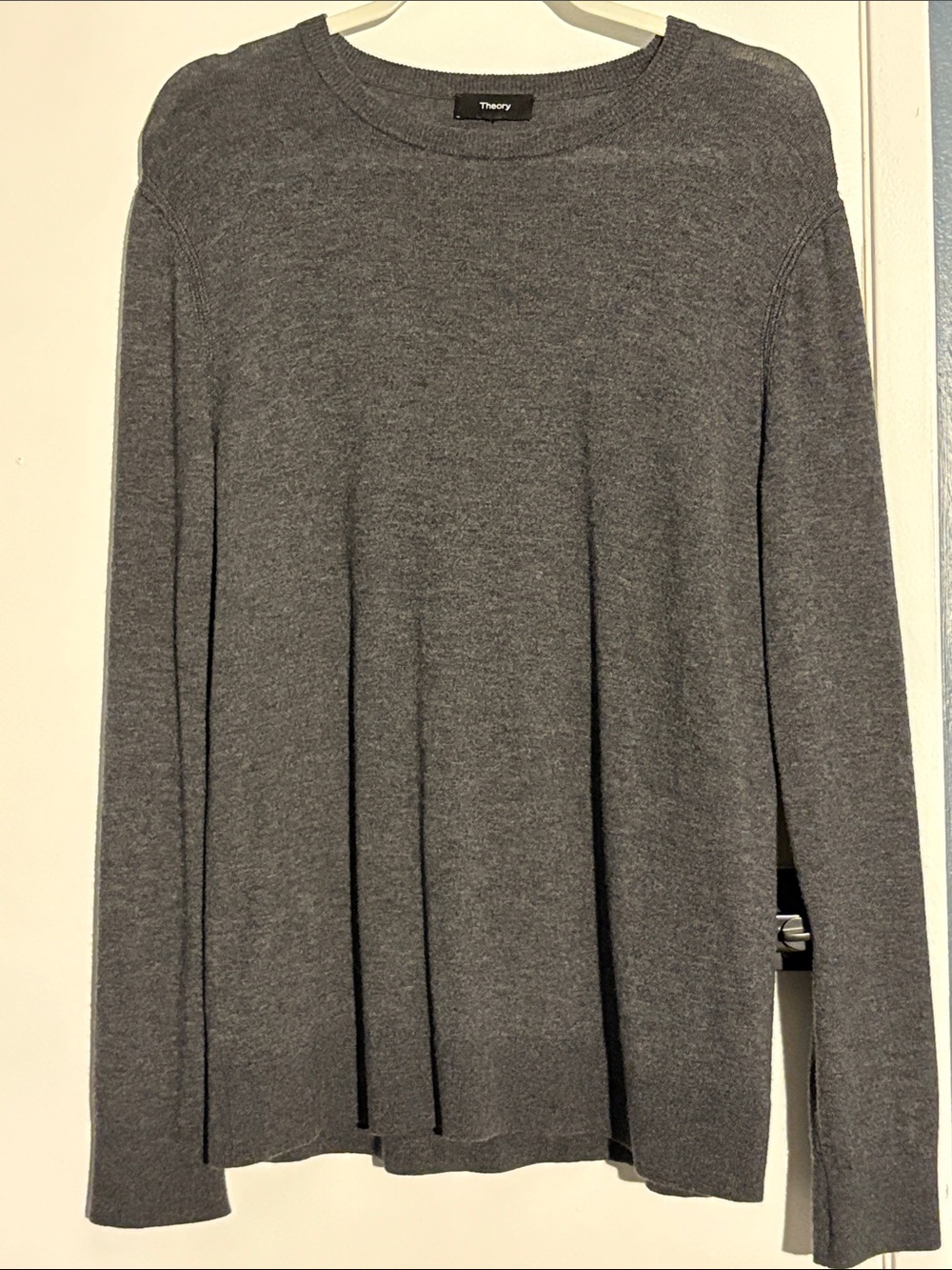 Theory Gray Long-Sleeve Knit Top